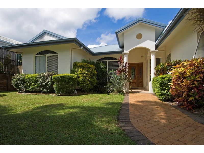 10 Barcoo Close, Bentley Park QLD 4869