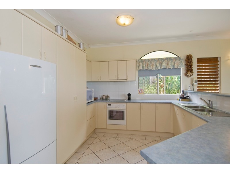 10 Barcoo Close, Bentley Park QLD 4869