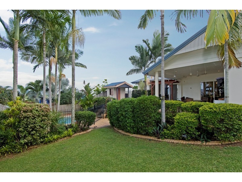 10 Barcoo Close, Bentley Park QLD 4869