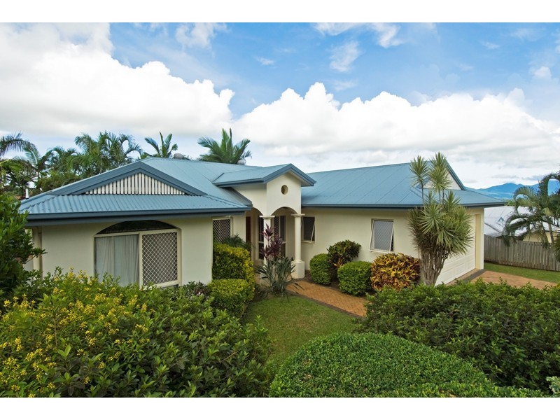 10 Barcoo Close, Bentley Park QLD 4869