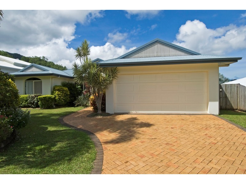 10 Barcoo Close, Bentley Park QLD 4869