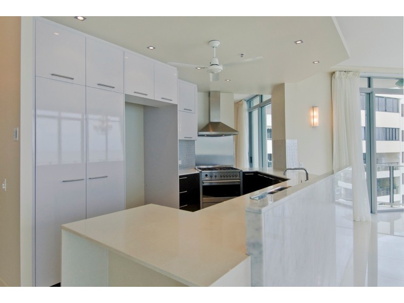 88/99 The Esplanade, Cairns QLD 4870