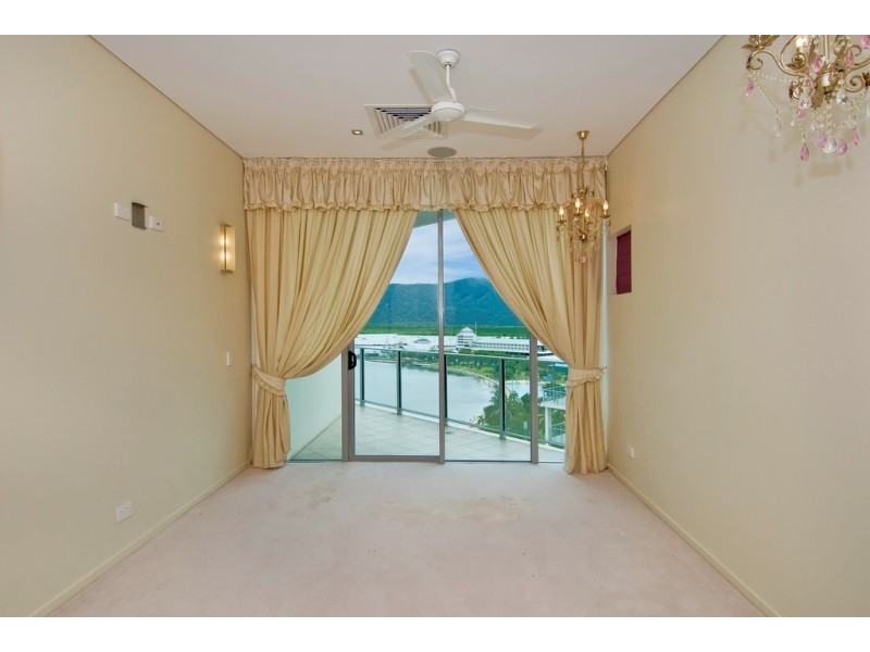 88/99 The Esplanade, Cairns QLD 4870