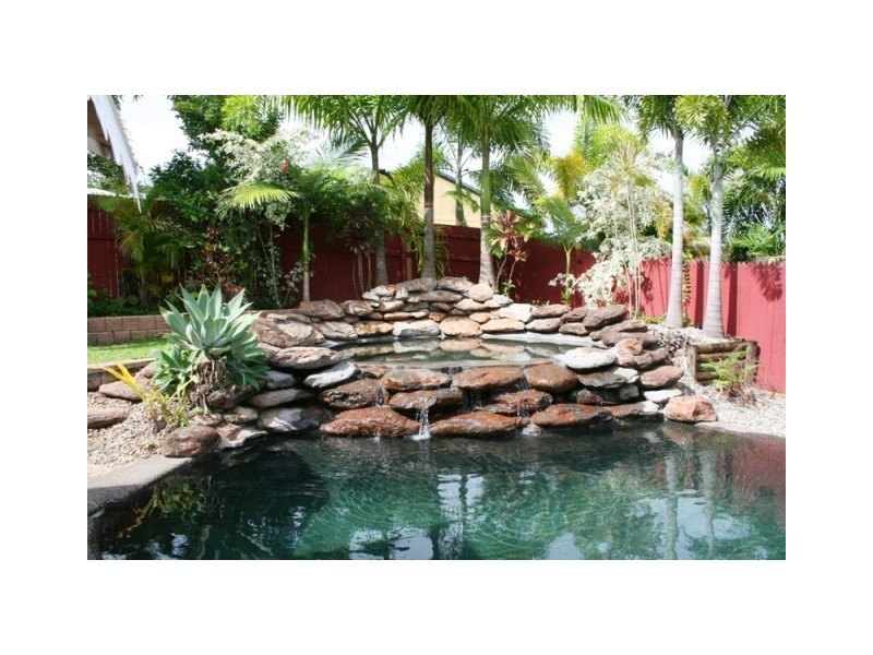 8 Hazelwood Close, Mount Sheridan QLD 4868