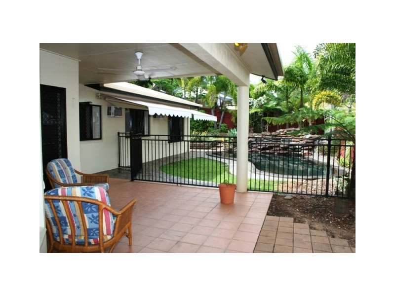 8 Hazelwood Close, Mount Sheridan QLD 4868