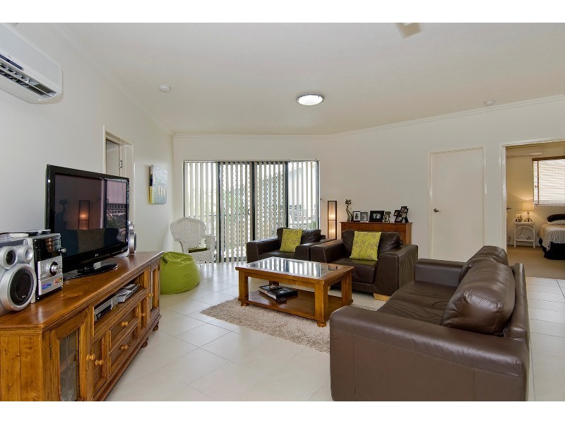 1/15-17  Minnie Street, Cairns City QLD 4870