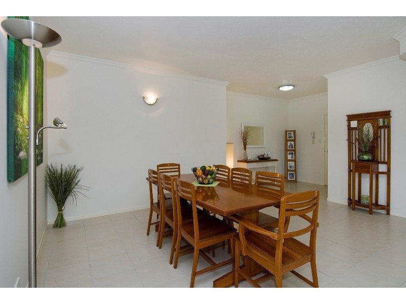 1/15-17  Minnie Street, Cairns City QLD 4870