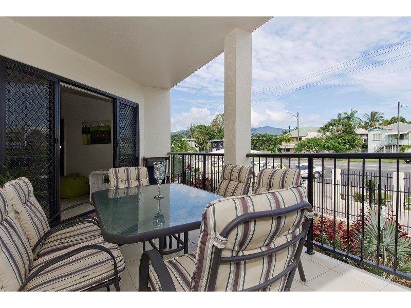 1/15-17  Minnie Street, Cairns City QLD 4870