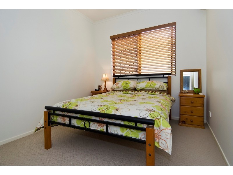 1/15-17  Minnie Street, Cairns City QLD 4870