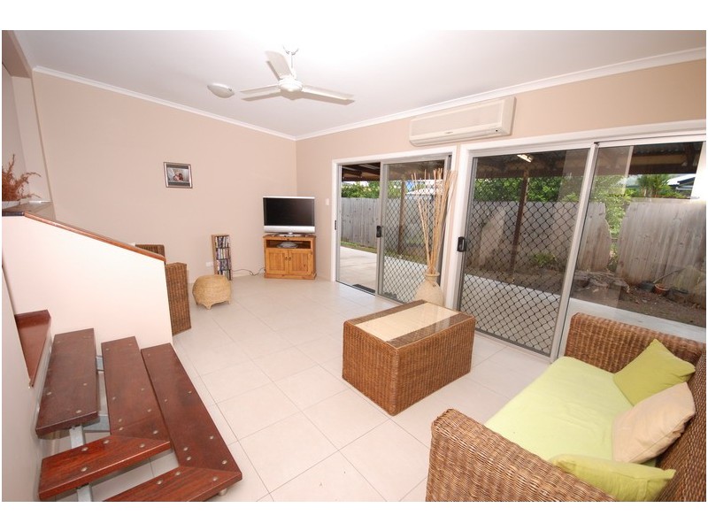 5 Borrowdale Close, Bentley Park QLD 4869