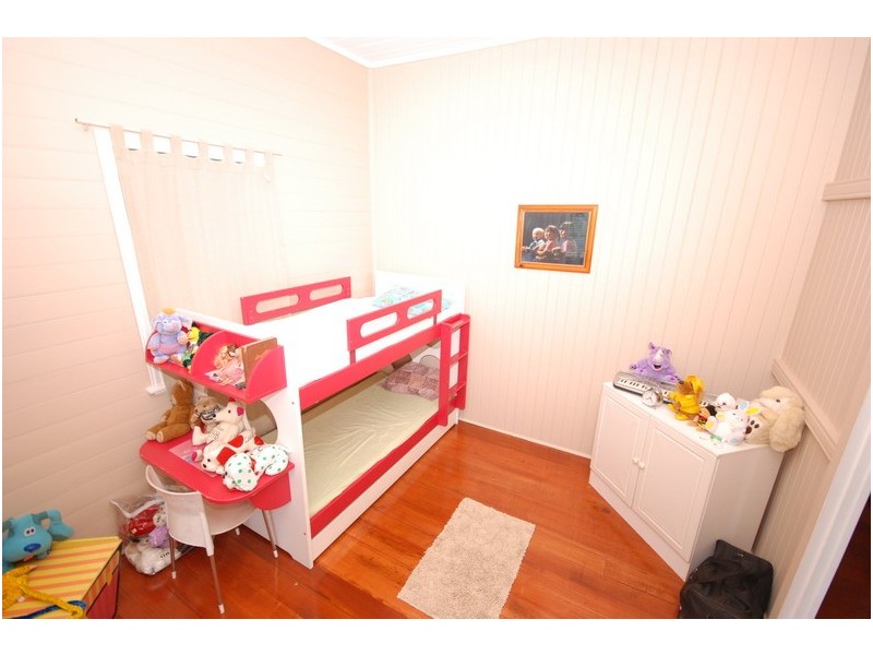 5 Borrowdale Close, Bentley Park QLD 4869