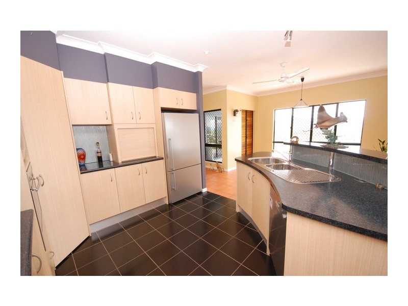 7 Maynard Close, Mount Sheridan QLD 4868