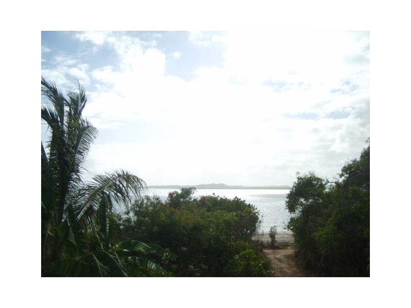 00 PRINCE OF WALES ISLAND VIA THURSDAY ISLAND, Thursday Island QLD 4875