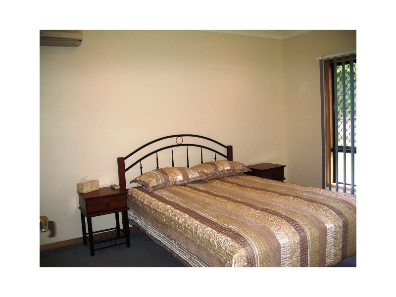 Brinsmead QLD 4870