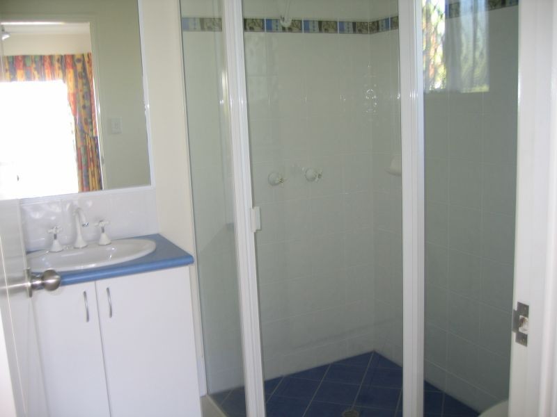 Bentley Park QLD 4869