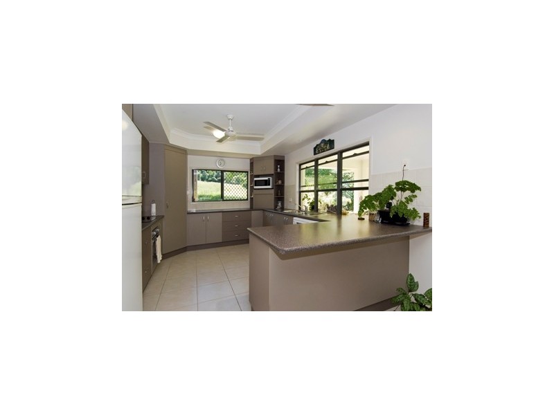 7 Pavetta Close, Bentley Park QLD 4869