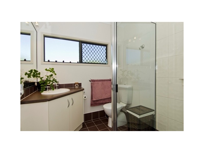 7 Pavetta Close, Bentley Park QLD 4869