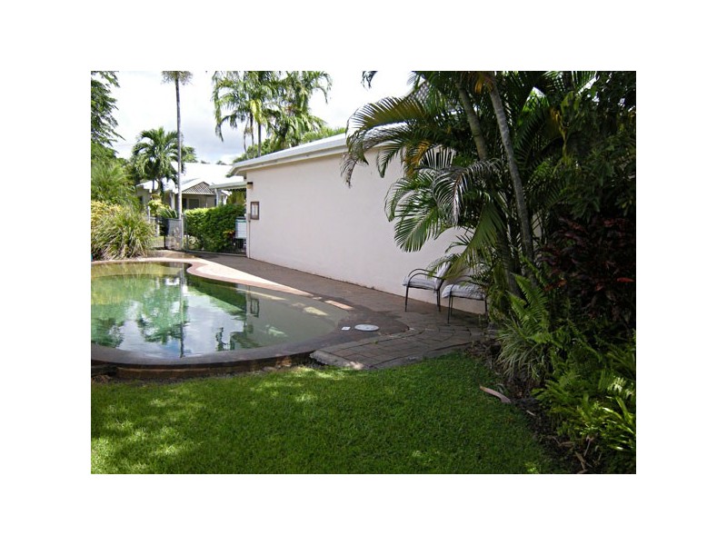 2/99 Windarra Street, Woree QLD 4868