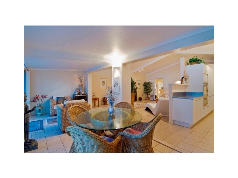 Holloways Beach QLD 4878