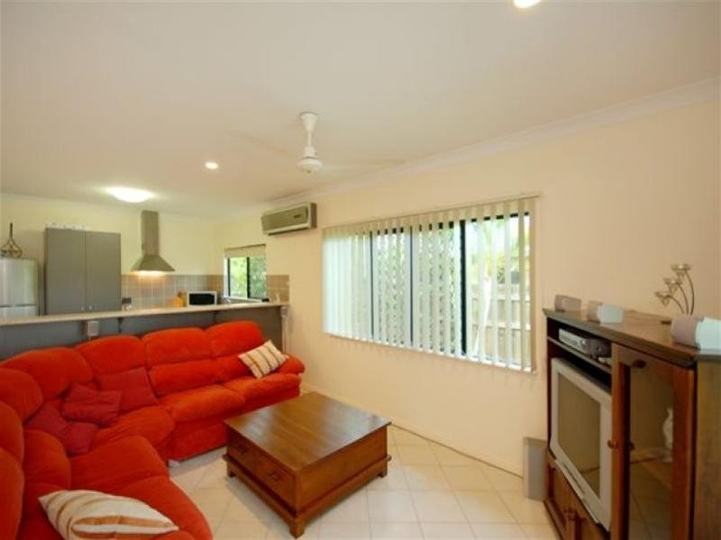 5 Surtees Close, Bentley Park QLD 4869