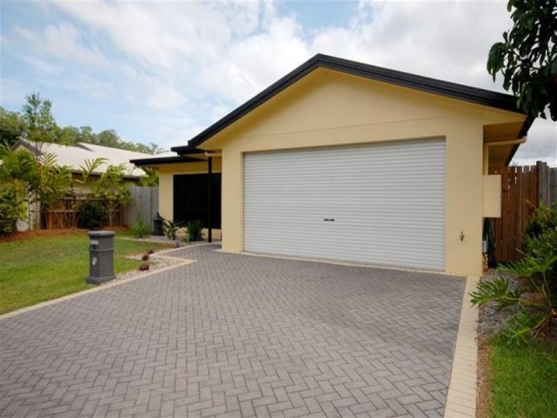 5 Surtees Close, Bentley Park QLD 4869