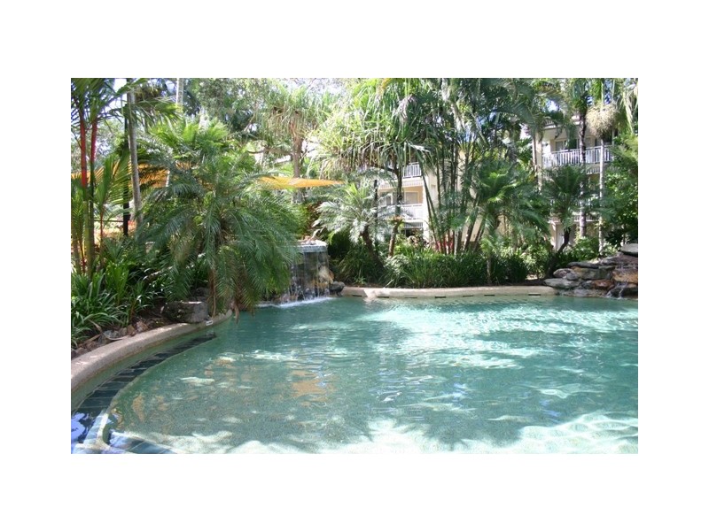 2/72 Kowinka, White Rock QLD 4868