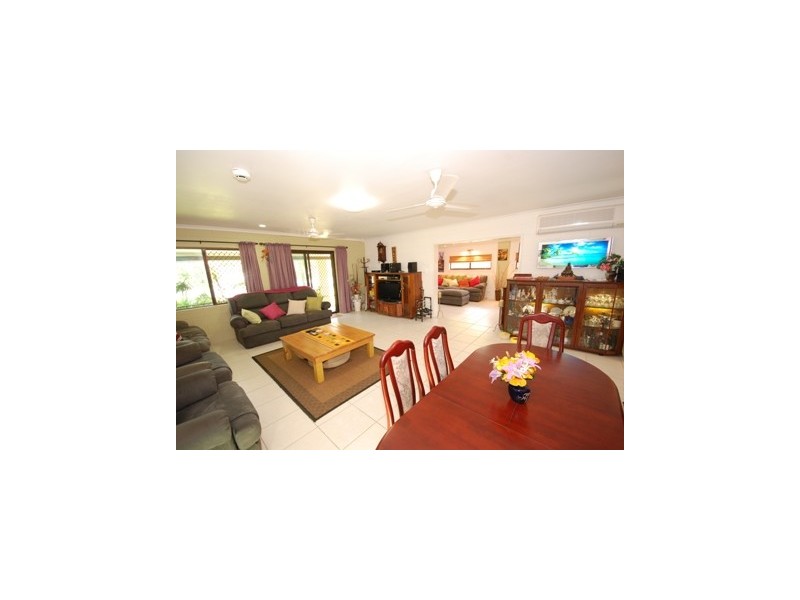 24 Fishburn Street, Bentley Park QLD 4869