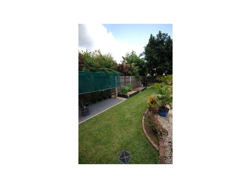 24 Fishburn Street, Bentley Park QLD 4869