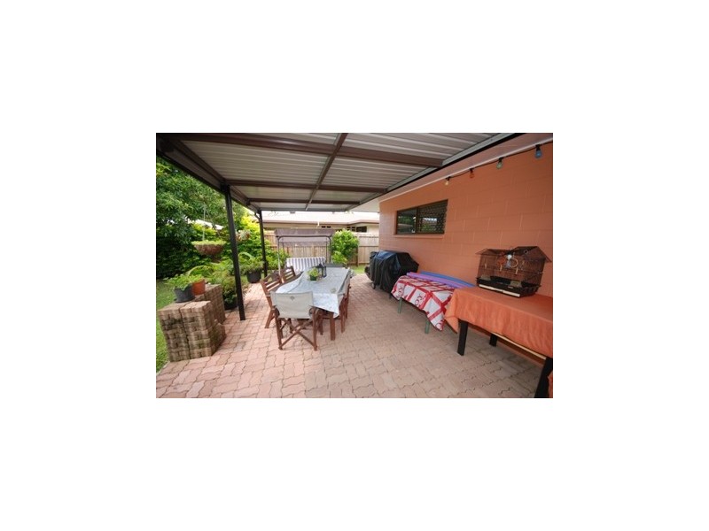 24 Fishburn Street, Bentley Park QLD 4869