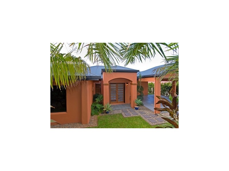 32 Guthrie Close, Bentley Park QLD 4869