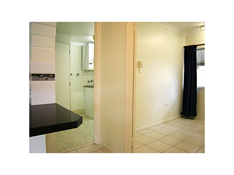 2/8 Maytown Close, Manoora QLD 4870