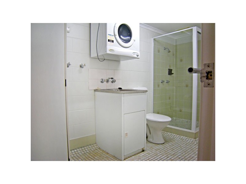 2/8 Maytown Close, Manoora QLD 4870