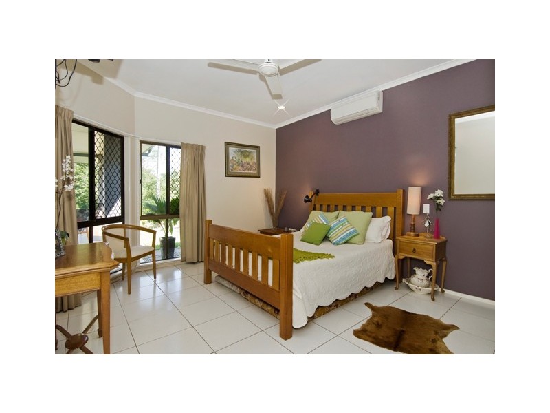 4 Kite Close, Bayview Heights QLD 4868