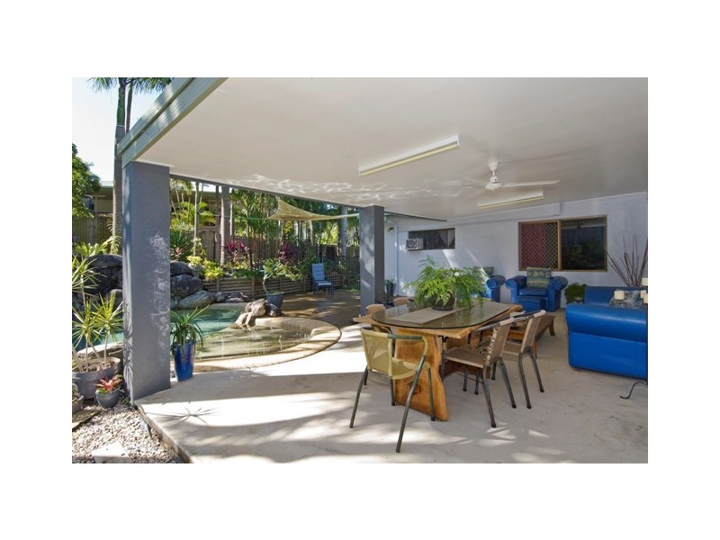 4 Kite Close, Bayview Heights QLD 4868