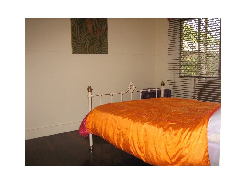 32 Murchison Street, Whitfield QLD 4870