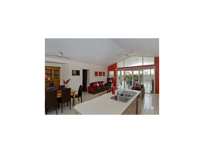 76 Piccone Drive, Edmonton QLD 4869