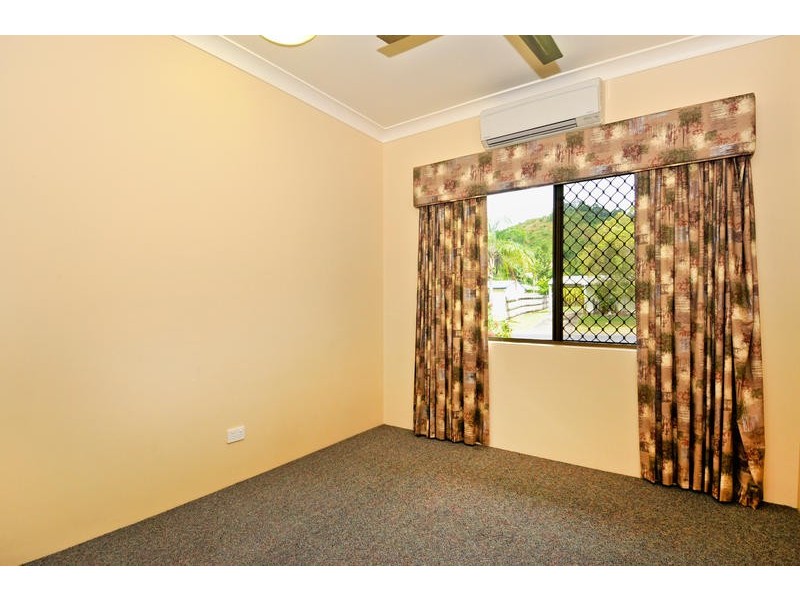 38-40 Lyndel Drive, Woree QLD 4868
