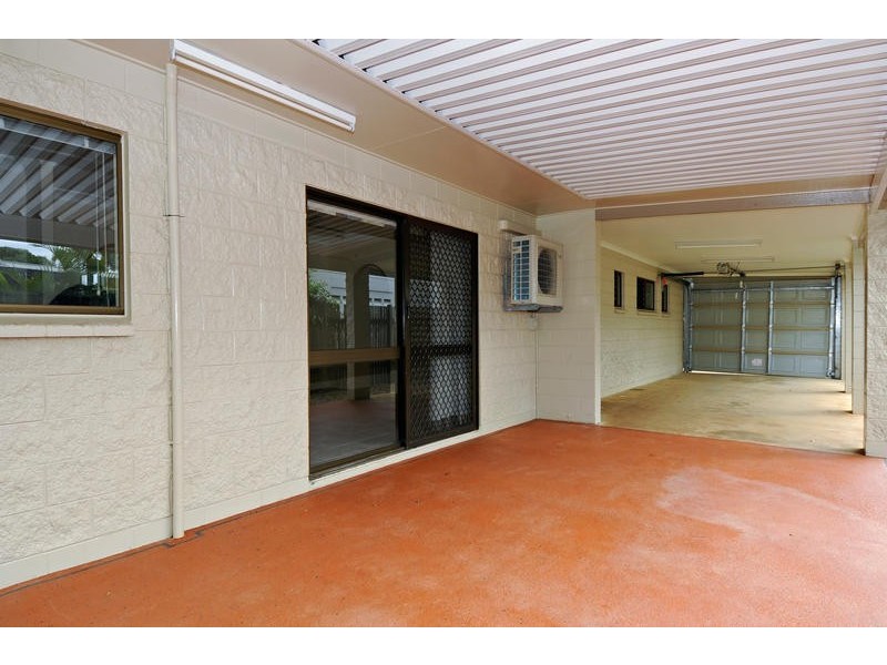 38-40 Lyndel Drive, Woree QLD 4868