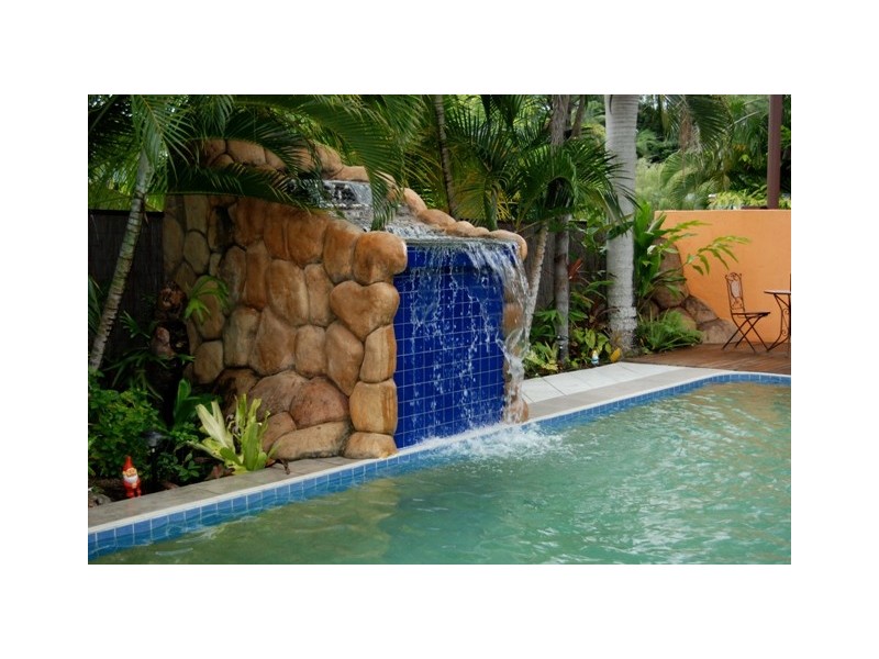 3 Morley Street, Manoora QLD 4870