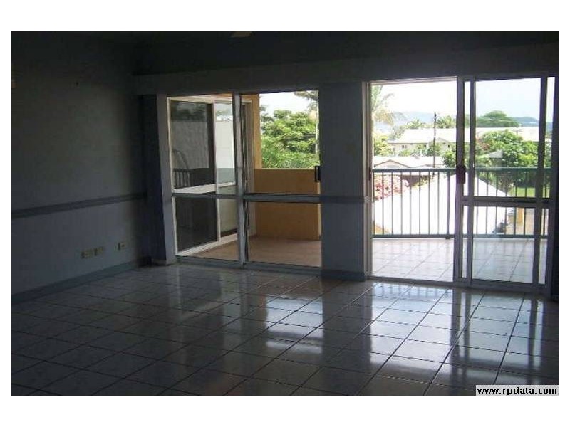 10/4 Brown Street, Woree QLD 4868