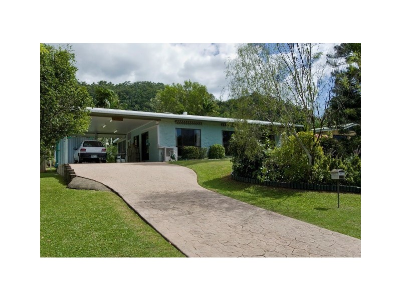 10  Fraser Close, Kanimbla QLD 4870