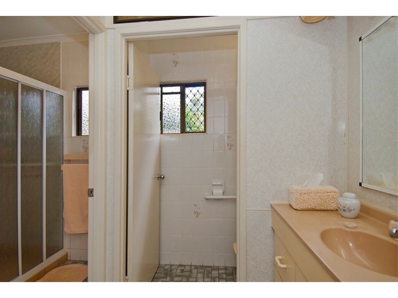 10  Fraser Close, Kanimbla QLD 4870