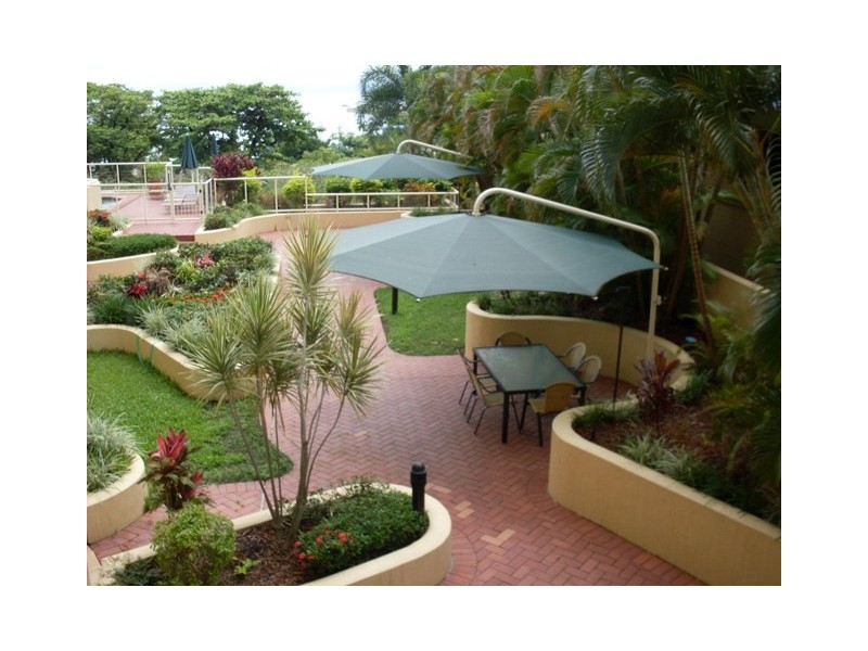 304/73 The Esplanade, Cairns QLD 4870