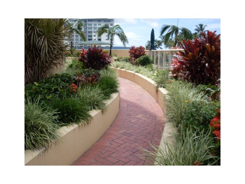 304/73 The Esplanade, Cairns QLD 4870