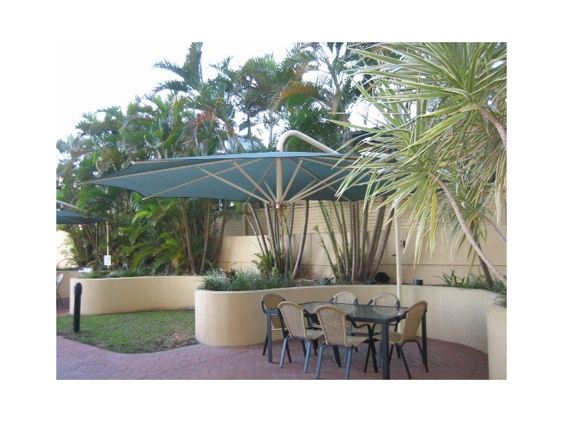 304/73 The Esplanade, Cairns QLD 4870