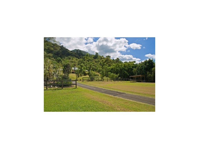 79 Currunda Close, Redlynch QLD 4870