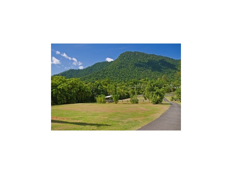 79 Currunda Close, Redlynch QLD 4870