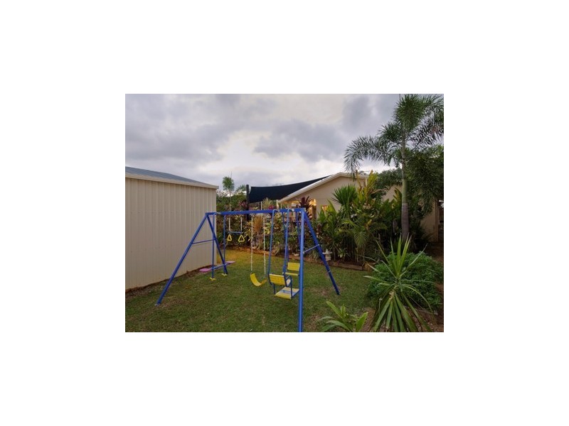 4  Mayflower Street, Mount Sheridan QLD 4868