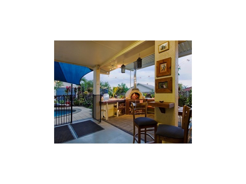 4  Mayflower Street, Mount Sheridan QLD 4868