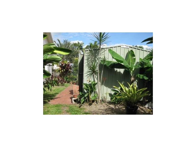 1 Neptune Court, Mount Sheridan QLD 4868